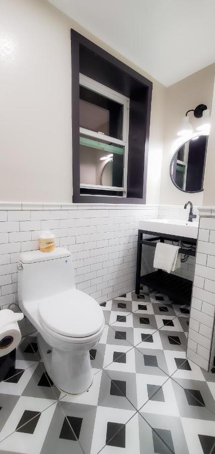 Hostal Amsterdam